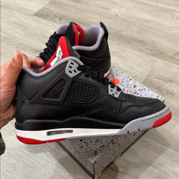 Jordan Retro 4 Cement - Picture 5 of 8